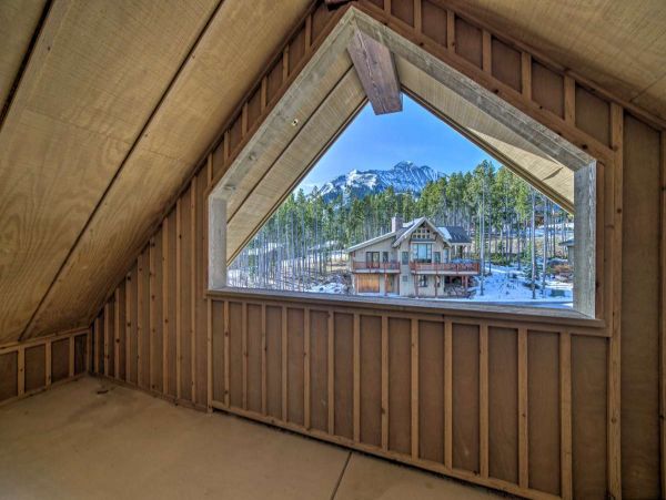 Big Sky Condo 1000177