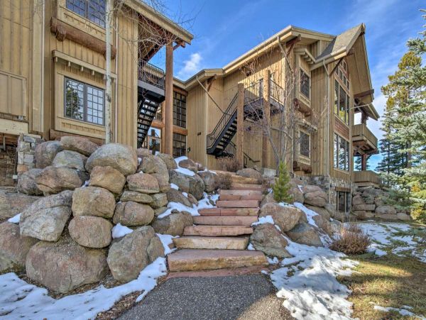Big Sky Condo 1000177