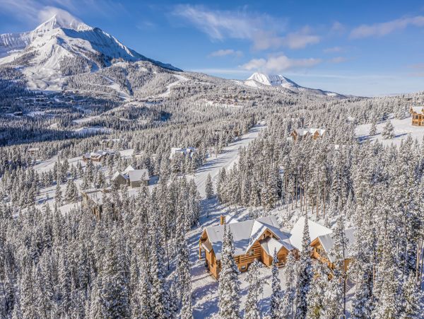 Custom built Log Home Ski in Ski out 15 min to Mountain Village
