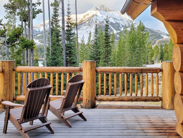 Custom built Log Home Ski in Ski out 15 min to Mountain Village