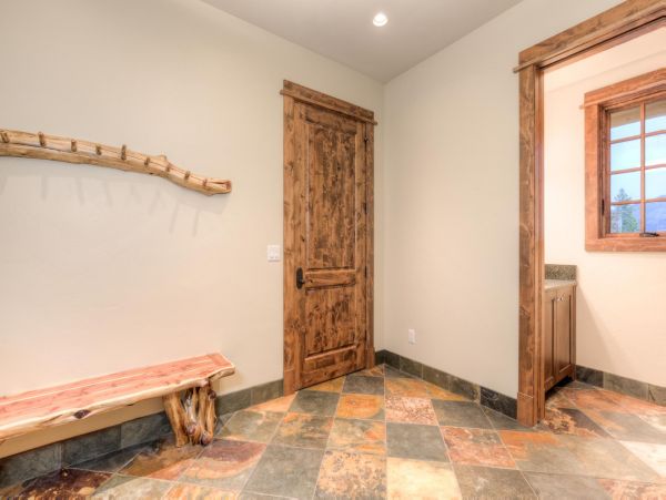 Big Sky Home 1000182
