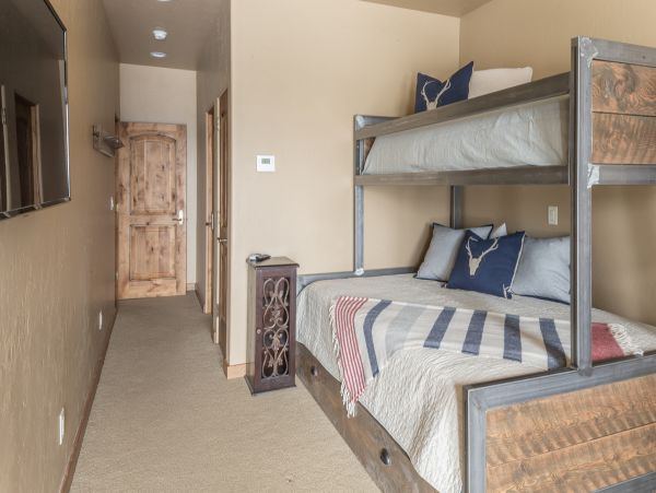 Big Sky Home 1000199