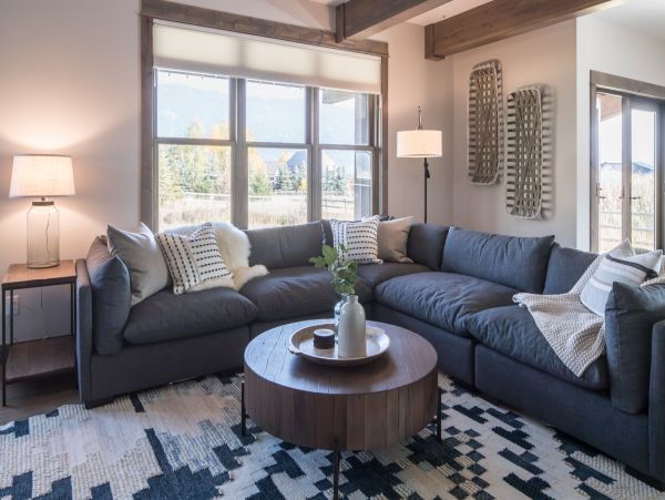 Big Sky Home 1000200