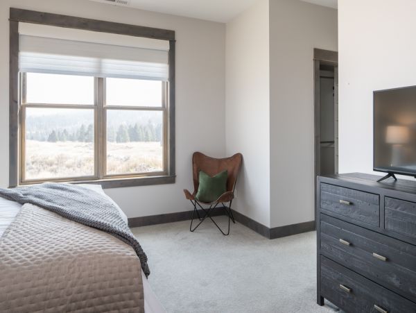 Big Sky Home 1000200