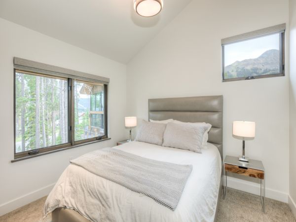 Big Sky Home 1000201