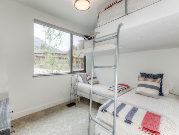 Big Sky Home 1000201