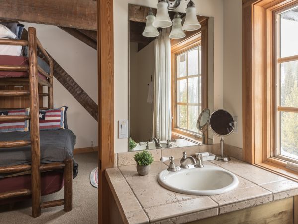 Big Sky Home 1000203