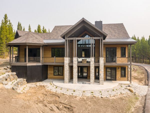 Big Sky Home 1000228