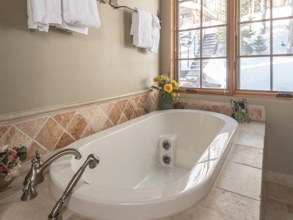 Big Sky Home 1000231