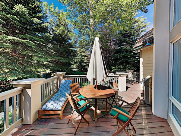 Great Family Duplex 6 Bedrooms Sleeps 18 Shared Pool & Spa