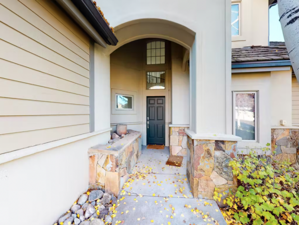 Great Family Duplex 6 Bedrooms Sleeps 18 Shared Pool & Spa