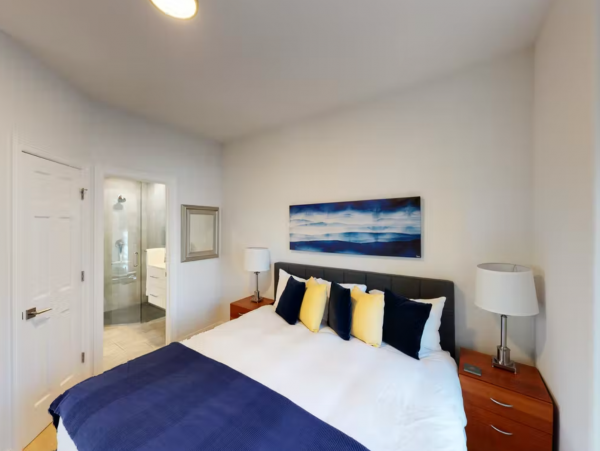 Great Family Duplex 6 Bedrooms Sleeps 18 Shared Pool & Spa