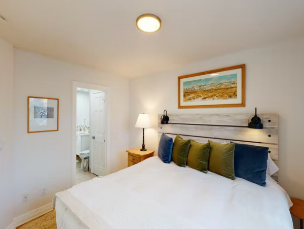 Great Family Duplex 6 Bedrooms Sleeps 18 Shared Pool & Spa