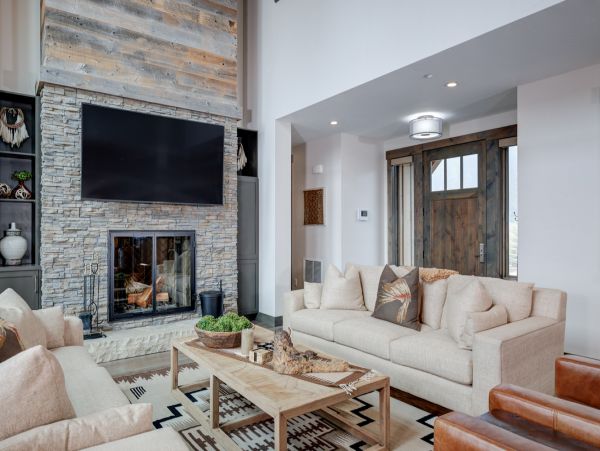 Big Sky Home 1000245