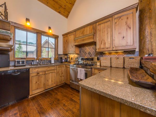 Big Sky Home 1000246