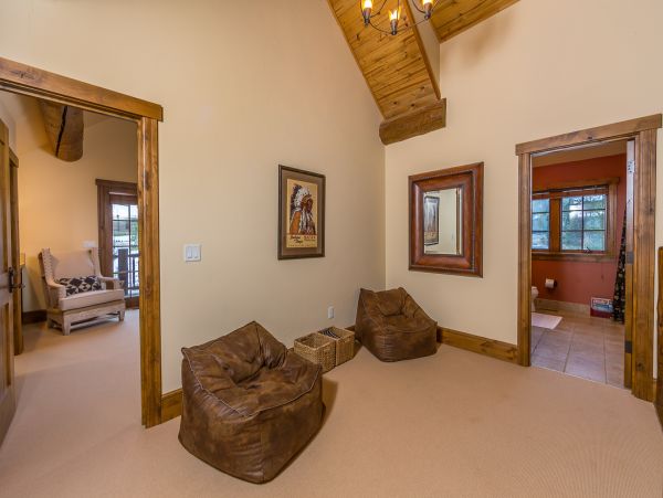Big Sky Home 1000246