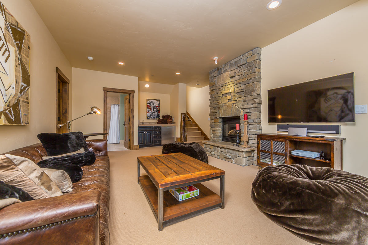 Big Sky Home 1000246