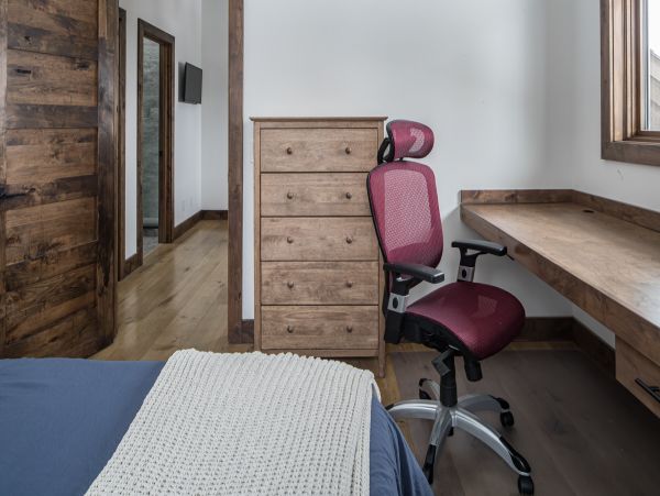 Big Sky Home 1000253