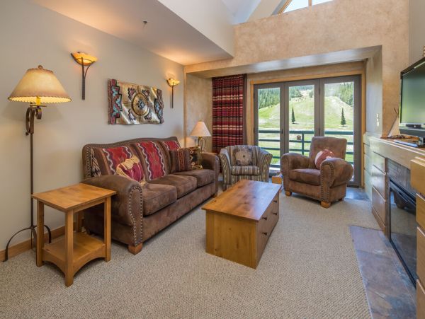 Ski in Ski out Vacation Condo in Big Sky