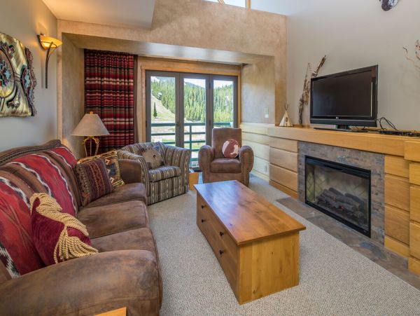 Ski in Ski out Vacation Condo in Big Sky