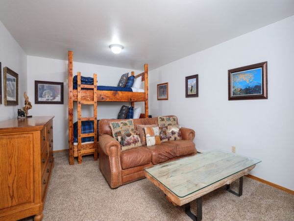 Big Sky Home 1000285