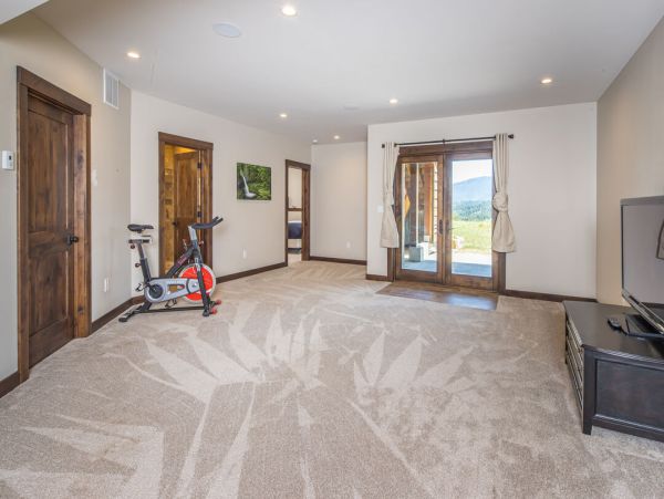 Big Sky Home 1000288
