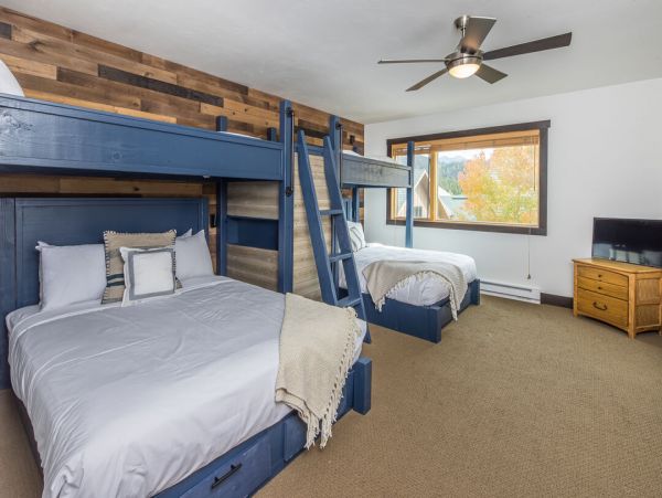 Mountain Views Big Sky Vacation Condo Three Bedroom