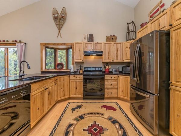 Big Sky Home 1000320