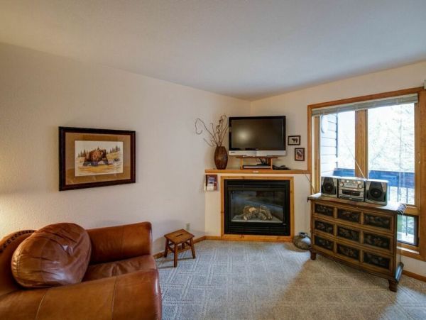 Mountain Views Big Sky Vacation Condo Three Bedroom