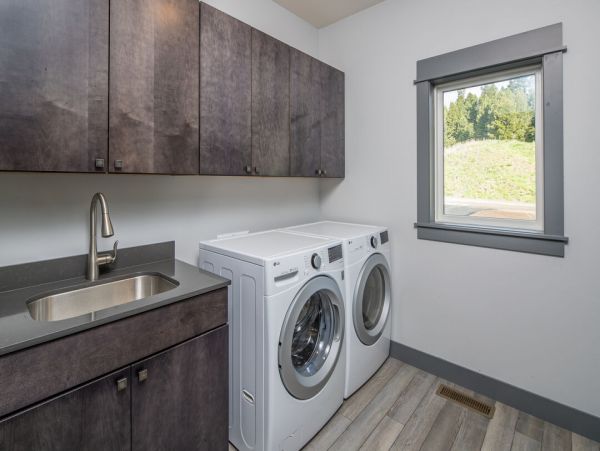 Big Sky Home 1000330
