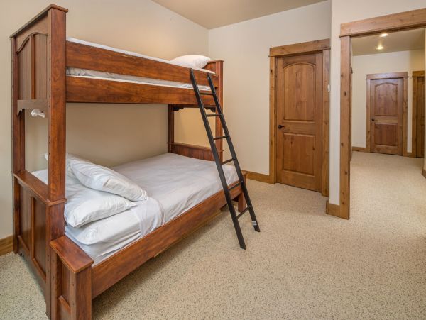 Big Sky Home 1000336