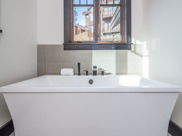 Big Sky Home 1000339