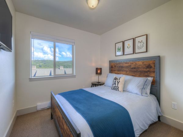 Big Sky Home 1000342