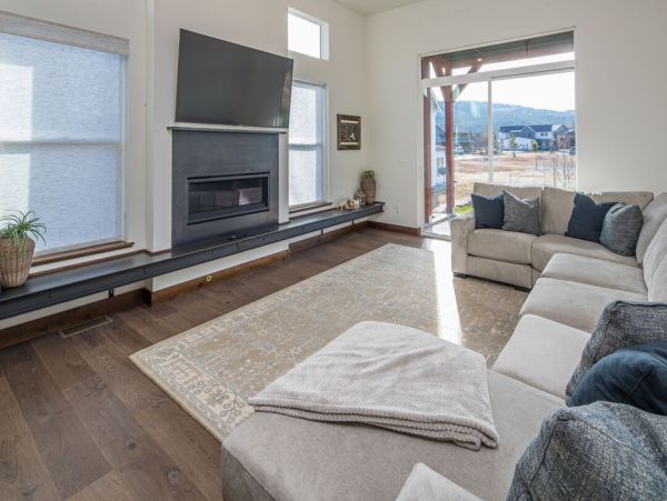 Big Sky Home 1000345