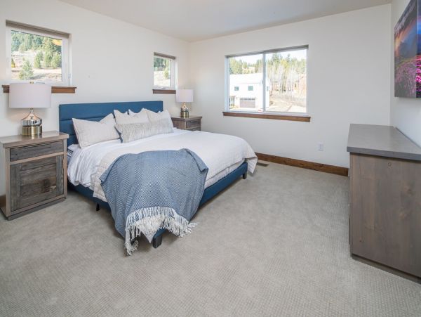 Big Sky Home 1000345