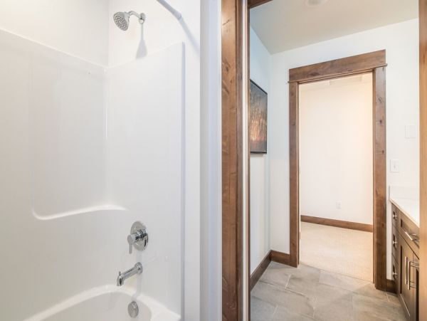Big Sky Home 1000345