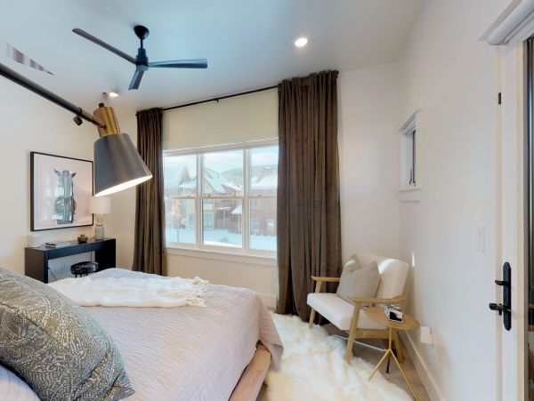 Big Sky Home 1000357