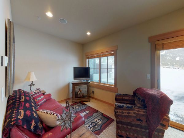 Big Sky Home 1000364