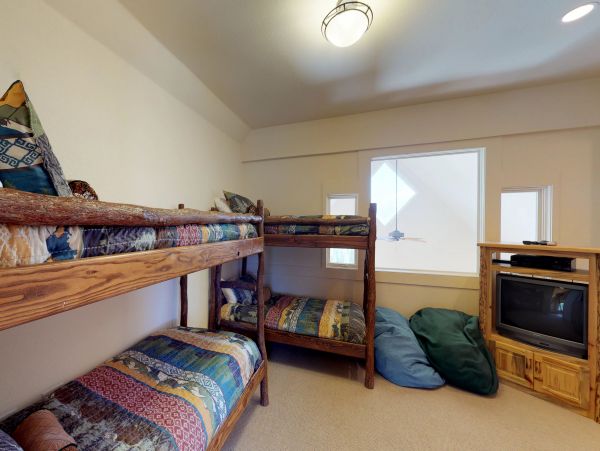 Big Sky Home 1000372