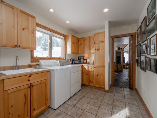 Big Sky Home 1000377