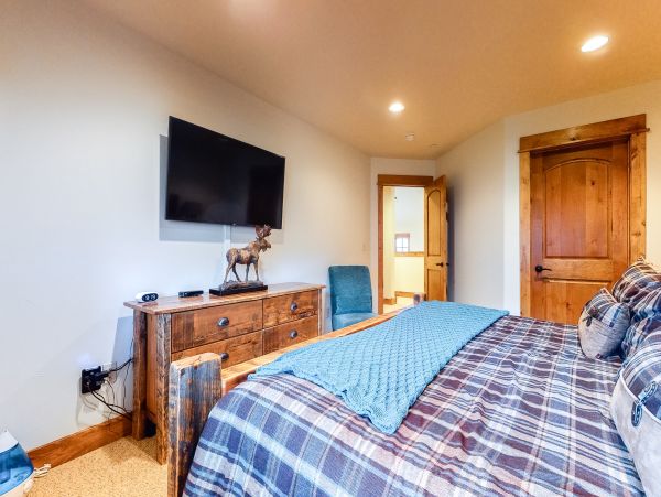 Big Sky Home 1000386