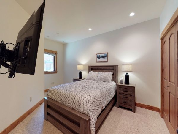 Big Sky Home 1000394