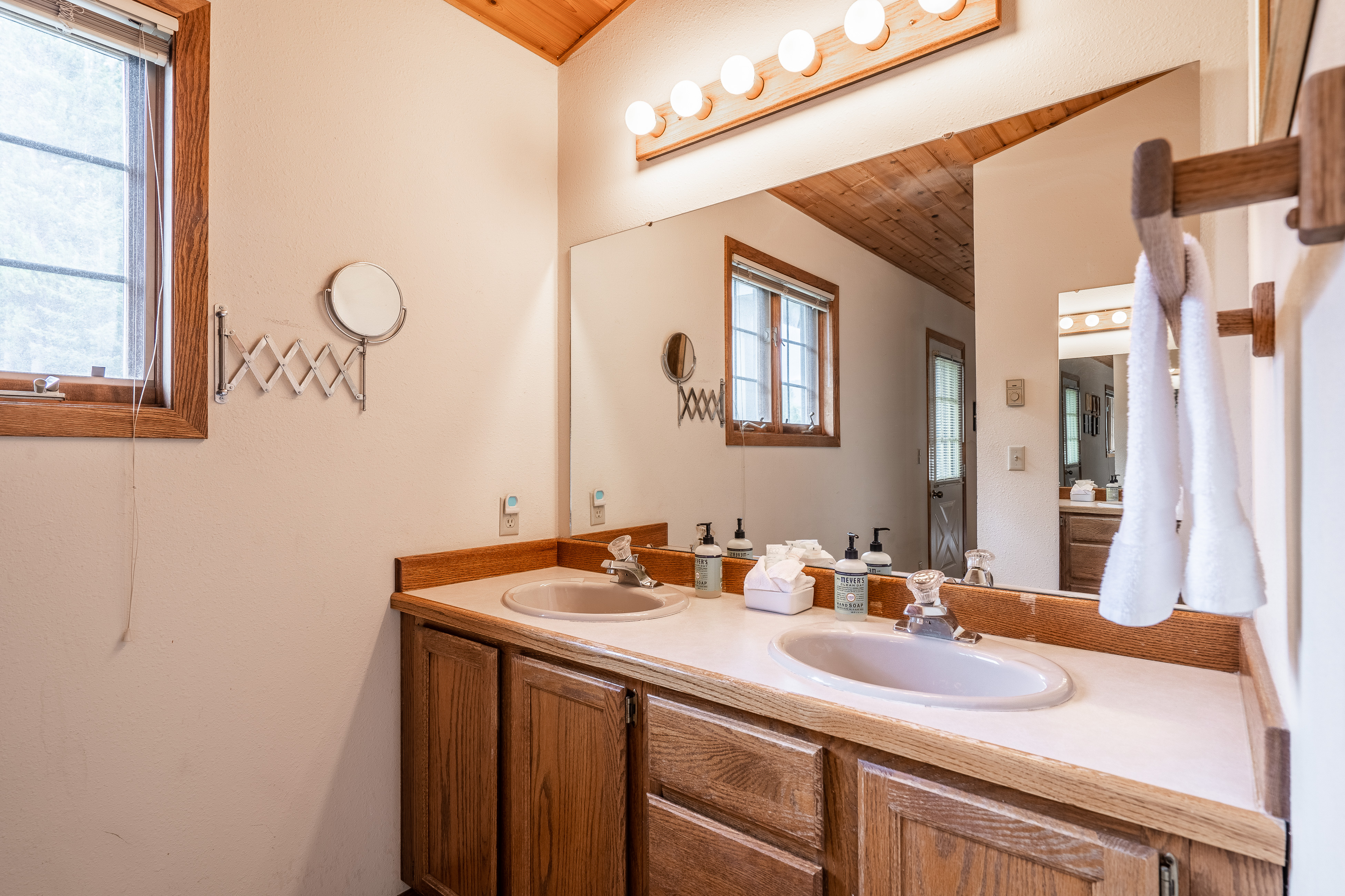 Big Sky Home 1000403