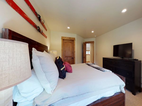 Big Sky Home 1000405