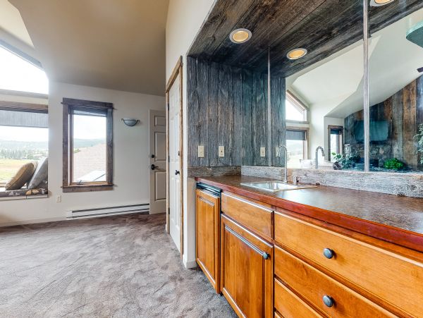 Big Sky Home 1000411