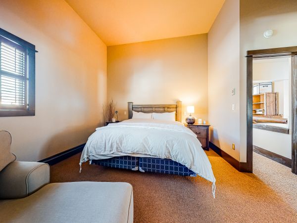 Big Sky Home 1000413