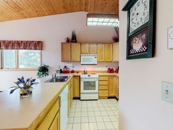 Big Sky Home 1000421