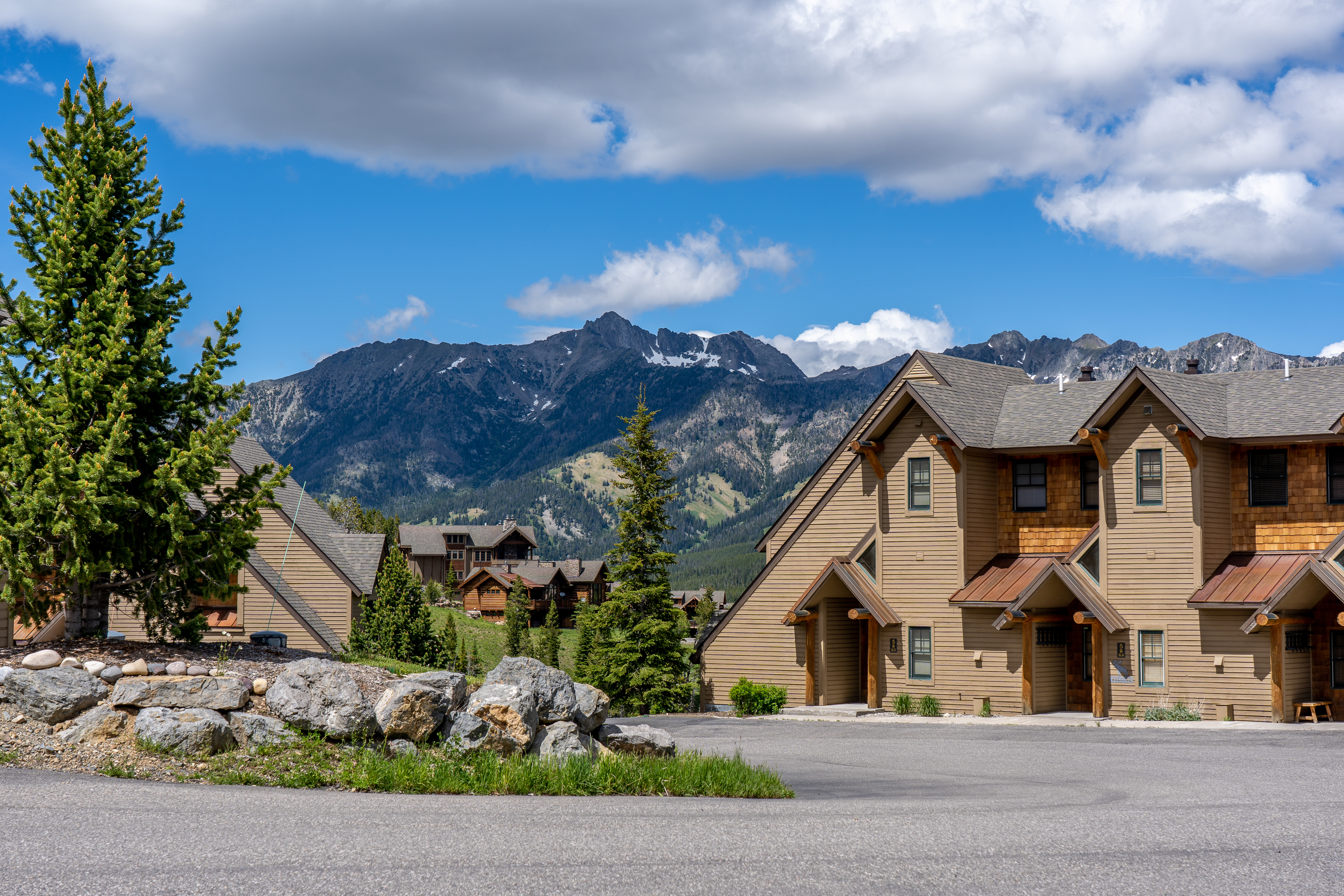 Big Sky Home 1000428
