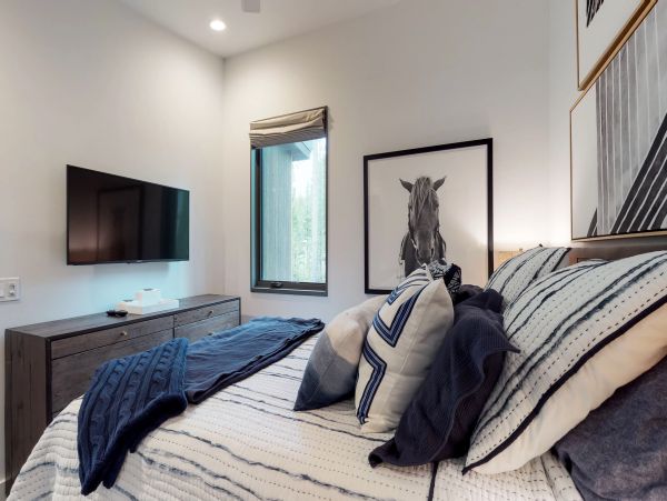 Big Sky Home 1000429