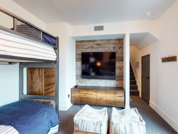 Big Sky Home 1000429